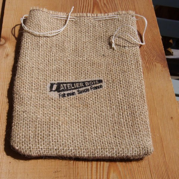 Tr&aelig; puslespil 3 stykker massivt b&oslash;getr&aelig;, h&aring;ndlavet, dyr 