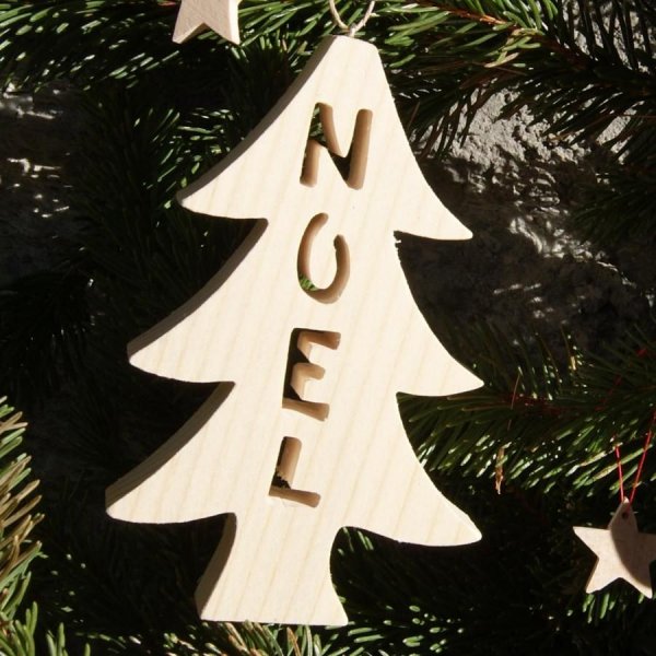 Juletr&aelig;skugle 12 cm i tr&aelig;