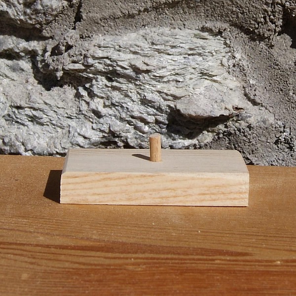 tr&aelig; viola da gamba p&aring; en base, bryllup centerpiece, musik tema